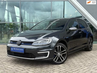 Volkswagen Golf 1.4 TSI GTE Stoelverwarming / Navigatie / Cruise Control