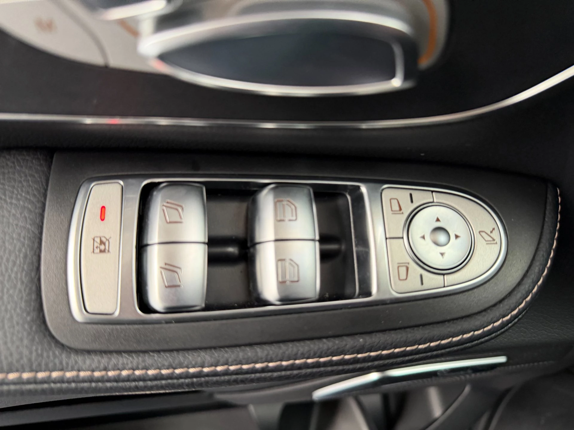 Hoofdafbeelding Mercedes-Benz EQV