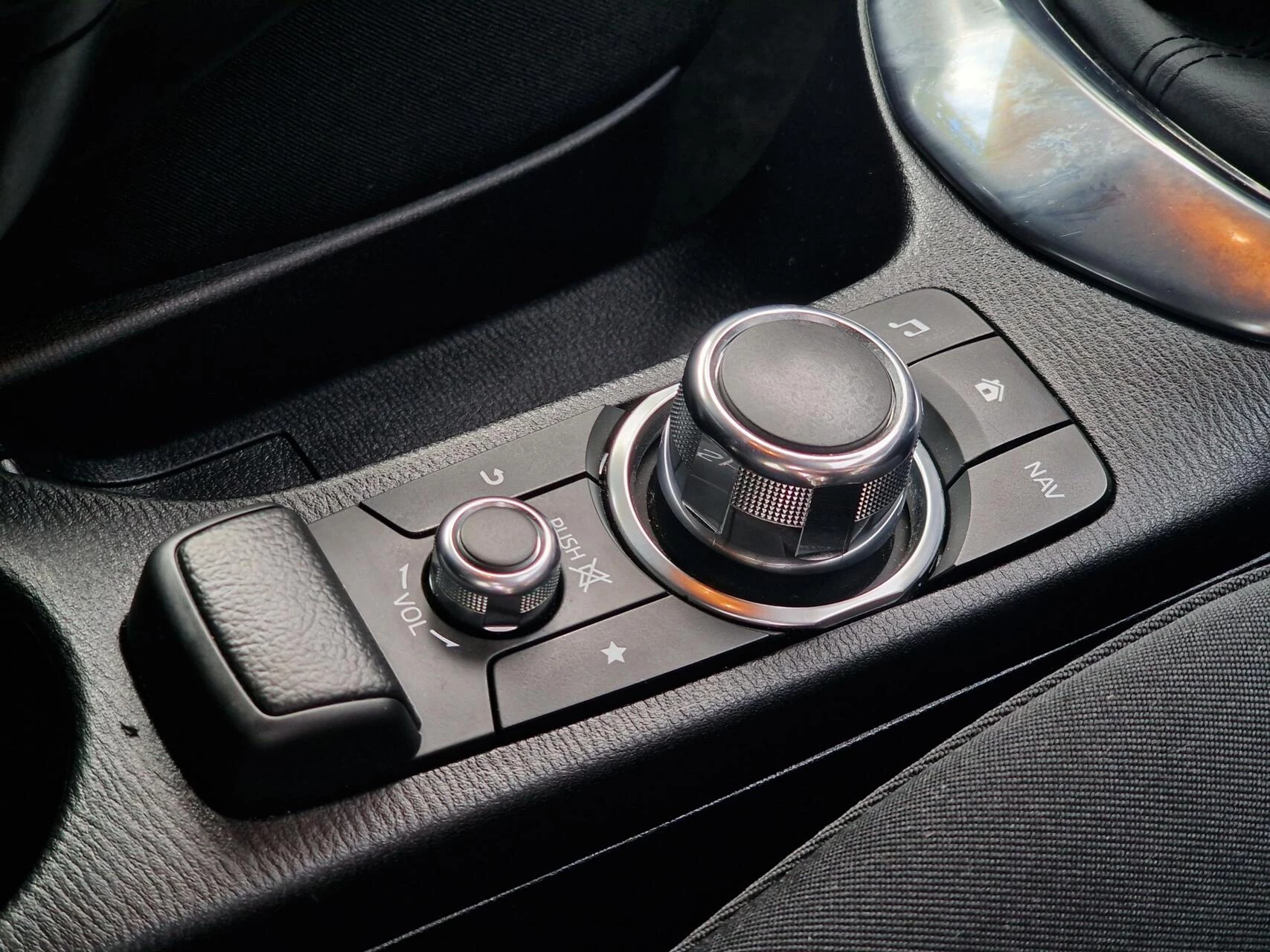 Hoofdafbeelding Mazda 2