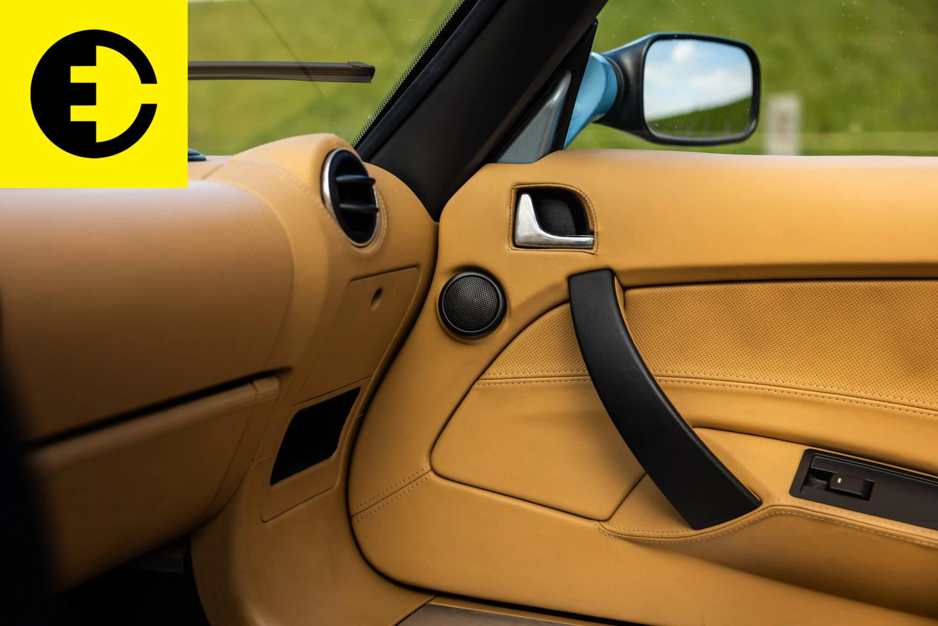 Hoofdafbeelding Tesla Roadster