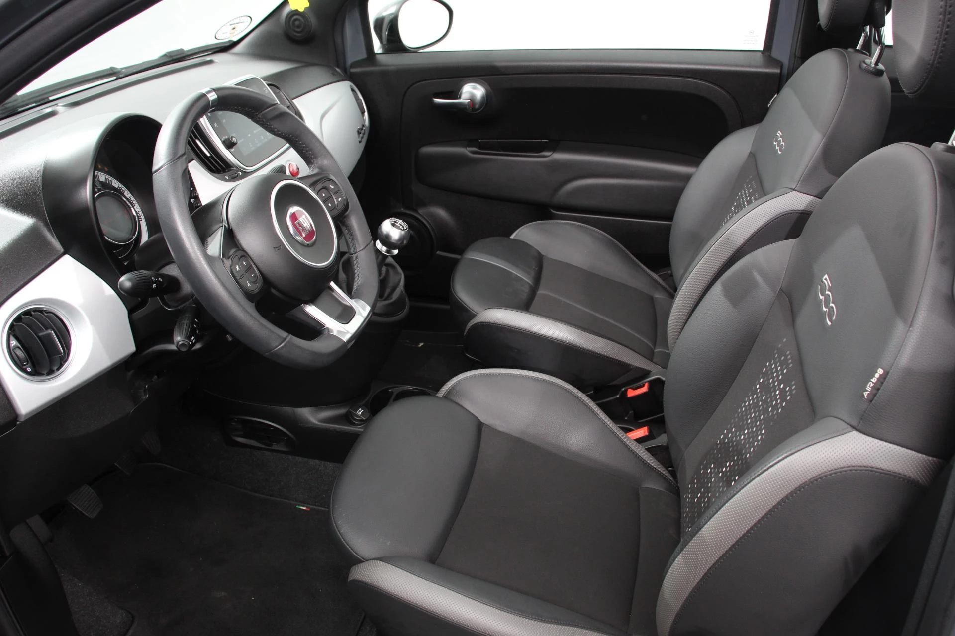 Hoofdafbeelding Fiat 500C