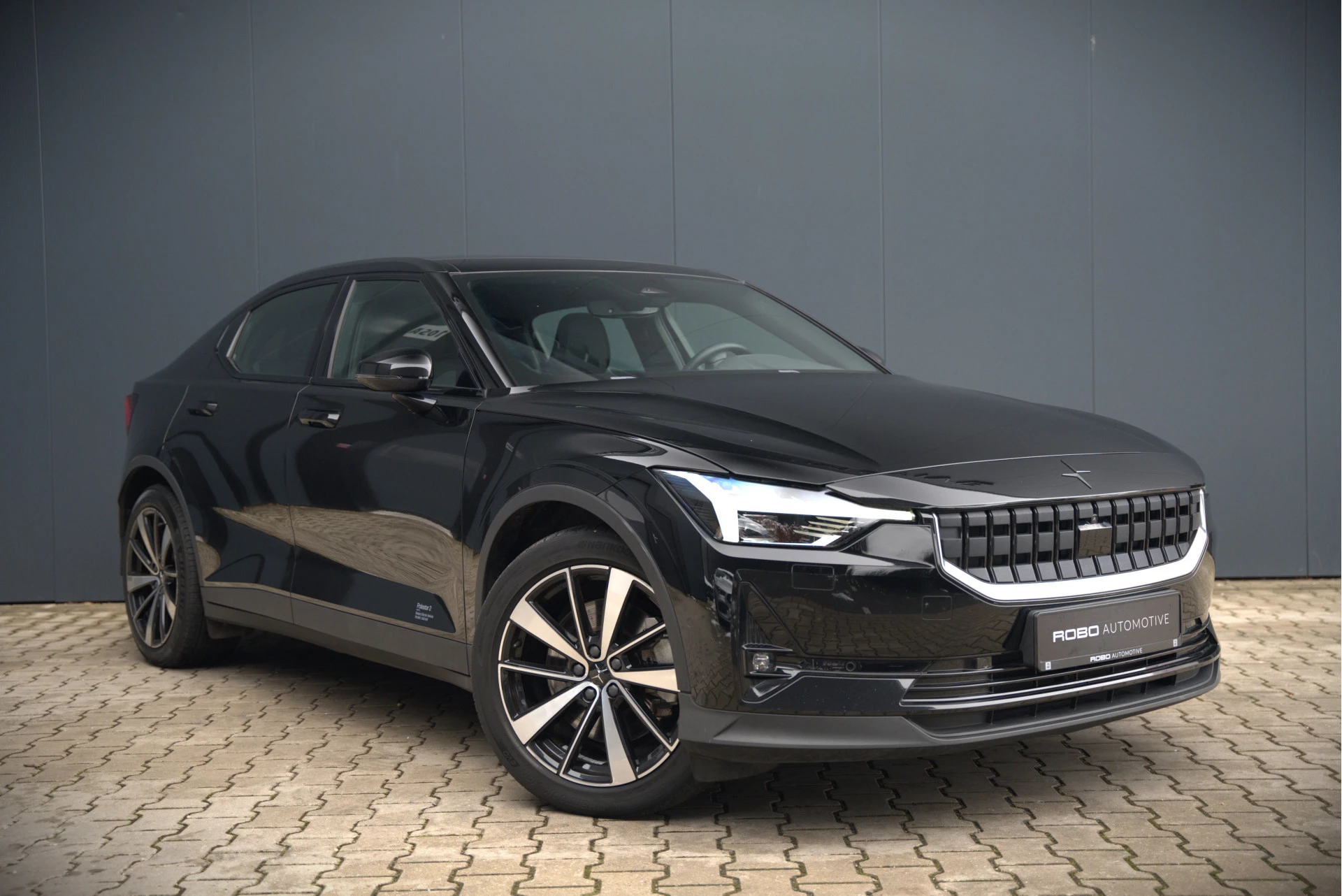 Hoofdafbeelding Polestar 2