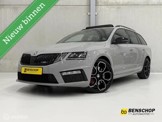 Hoofdafbeelding Škoda Octavia Skoda Octavia Combi 2.0 TSI VRS 245 Panodak Virtual Alcantara Navi Carplay Trekhaak