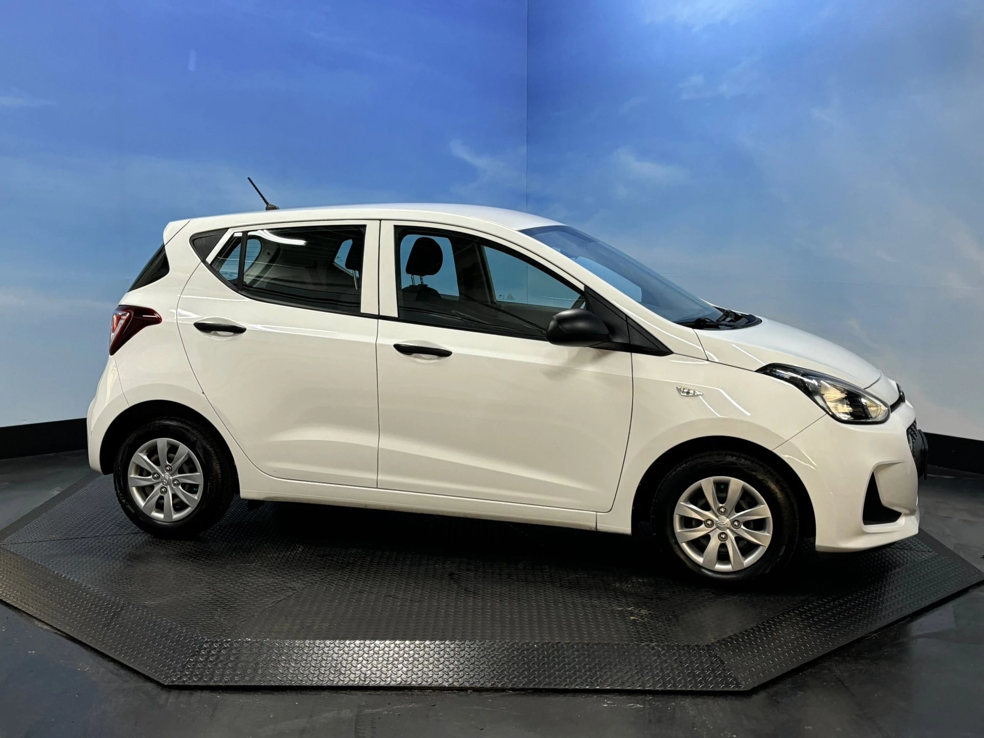 Hoofdafbeelding Hyundai i10