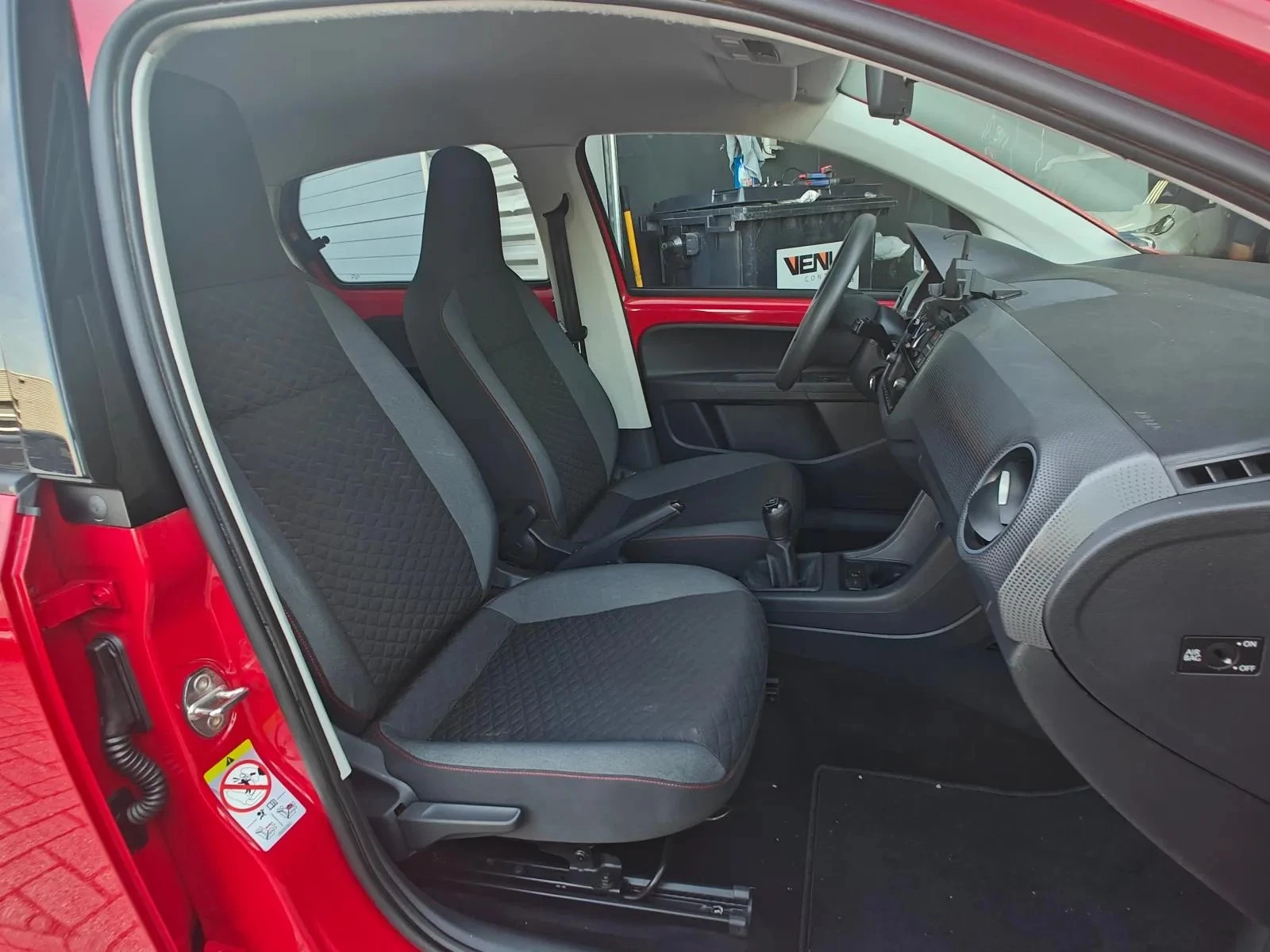 Hoofdafbeelding Volkswagen up!
