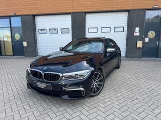 BMW 5-serie M550i xDrive High Executive Massage-Head Up
