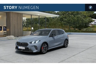 BMW 1 Serie 120 M Sport Automaat / Panoramadak / Sportstoelen / M Adaptief onderstel / Comfort Access / Achteruitrijcamera / Adaptieve LED