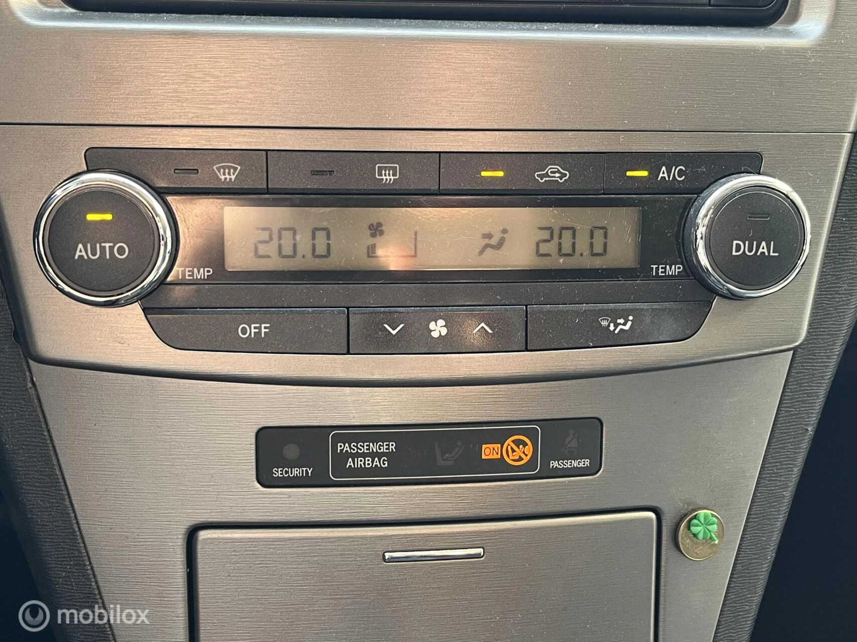 Hoofdafbeelding Toyota Avensis