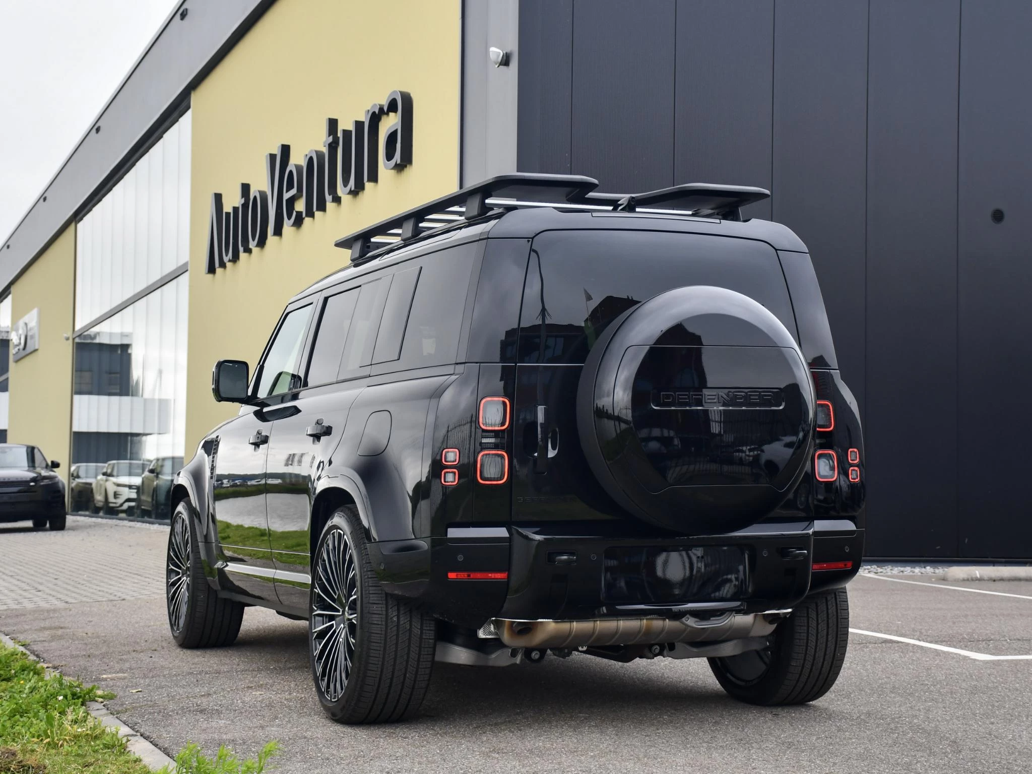 Hoofdafbeelding Land Rover Defender