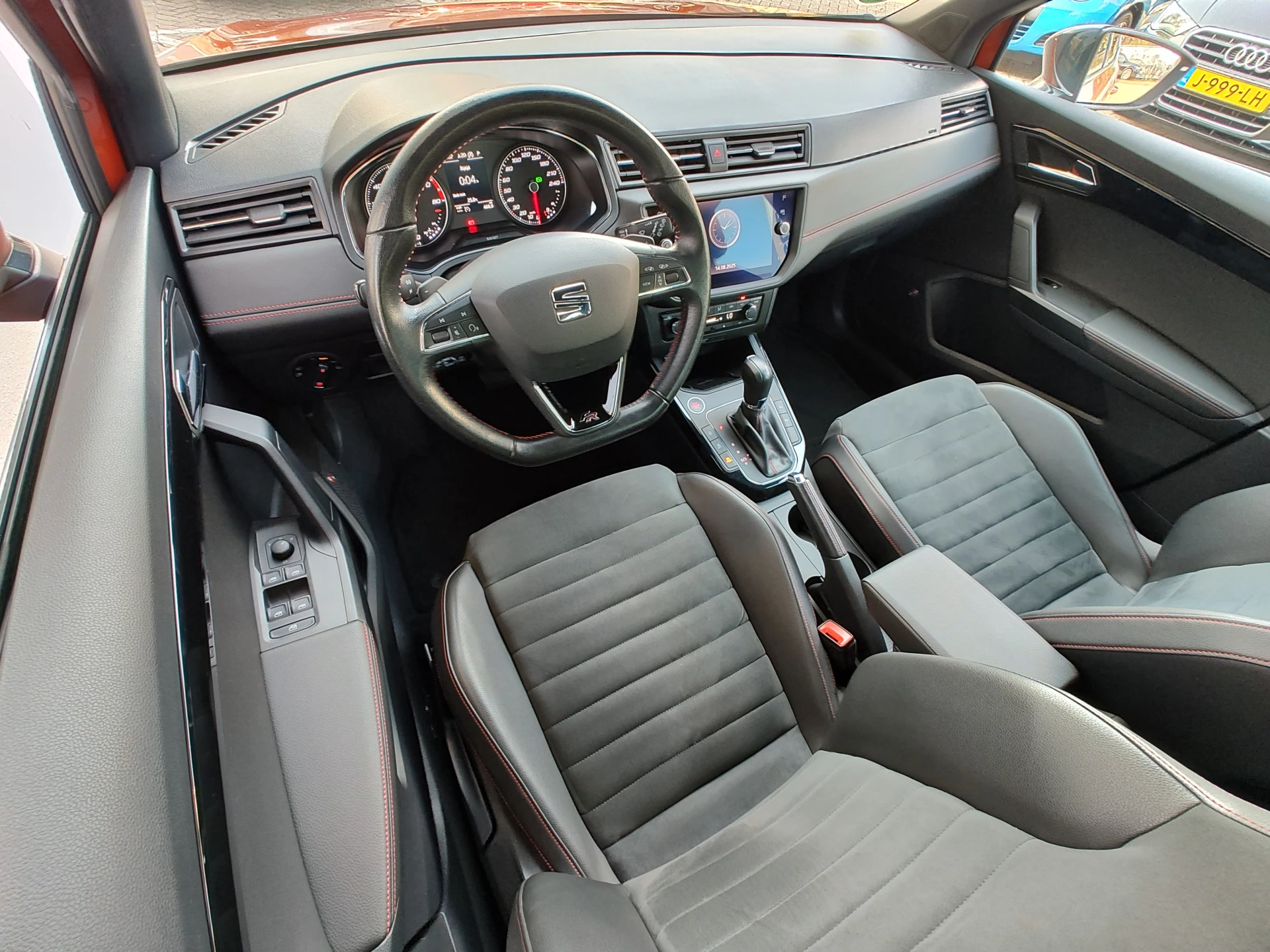 Hoofdafbeelding SEAT Arona