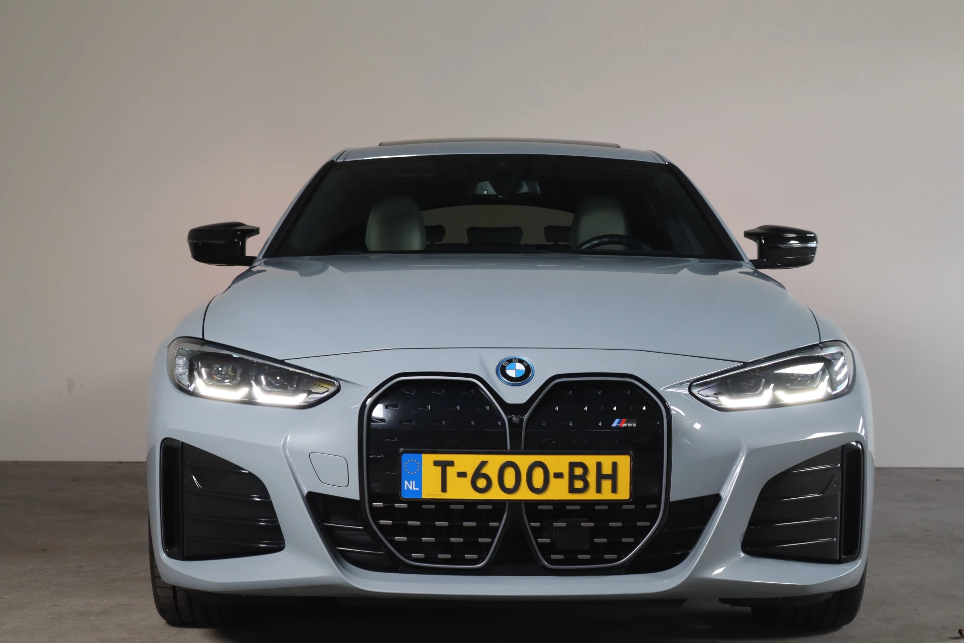 Hoofdafbeelding BMW i4