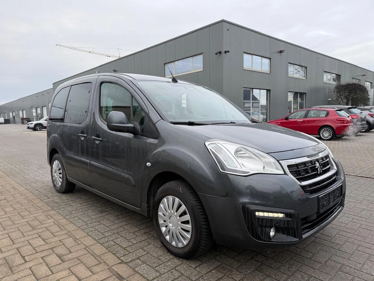 Hoofdafbeelding Peugeot Partner