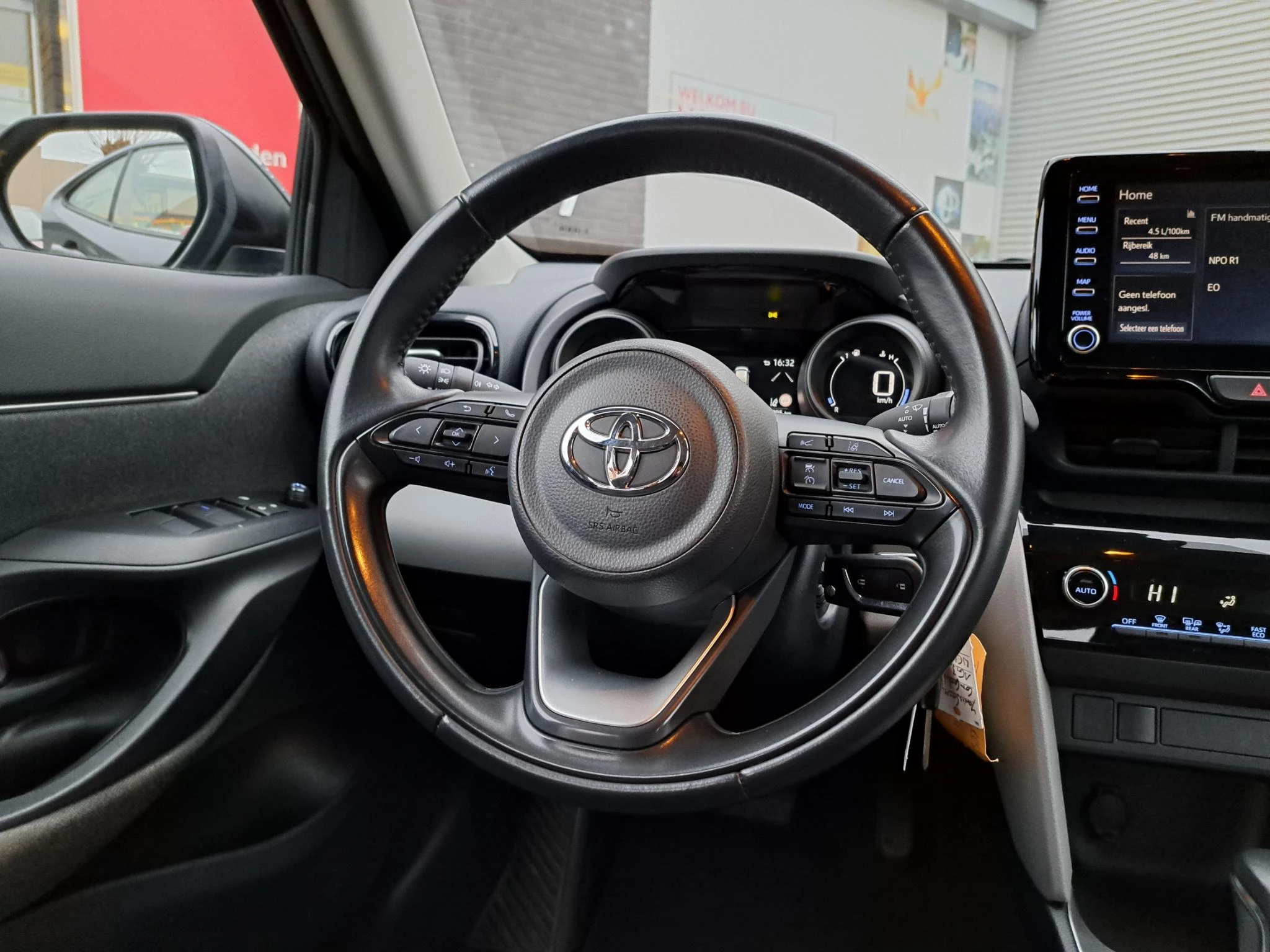 Hoofdafbeelding Toyota Yaris Cross