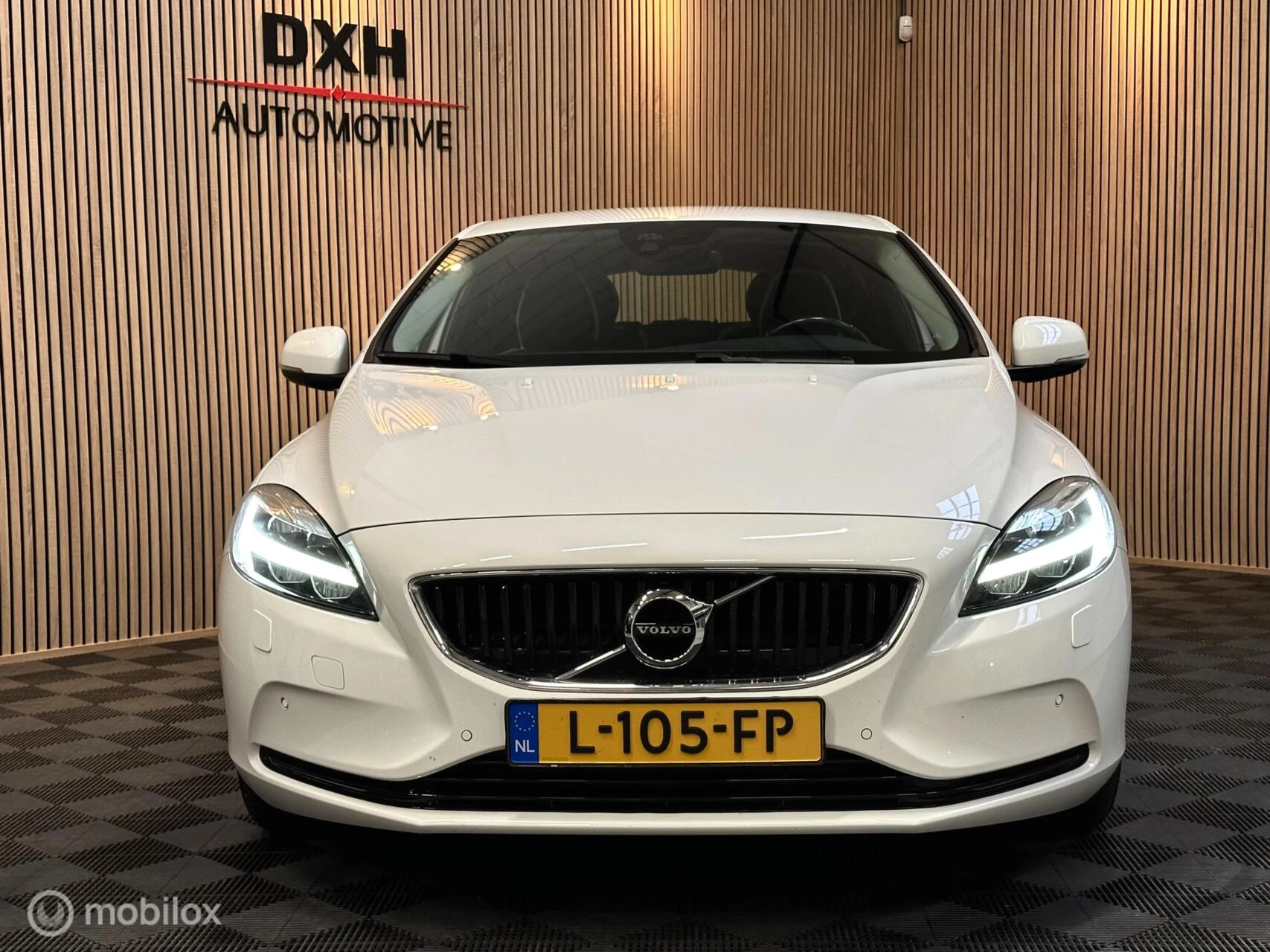 Hoofdafbeelding Volvo V40