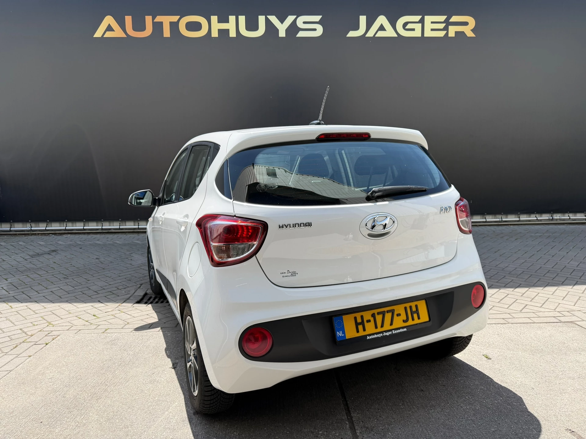 Hoofdafbeelding Hyundai i10