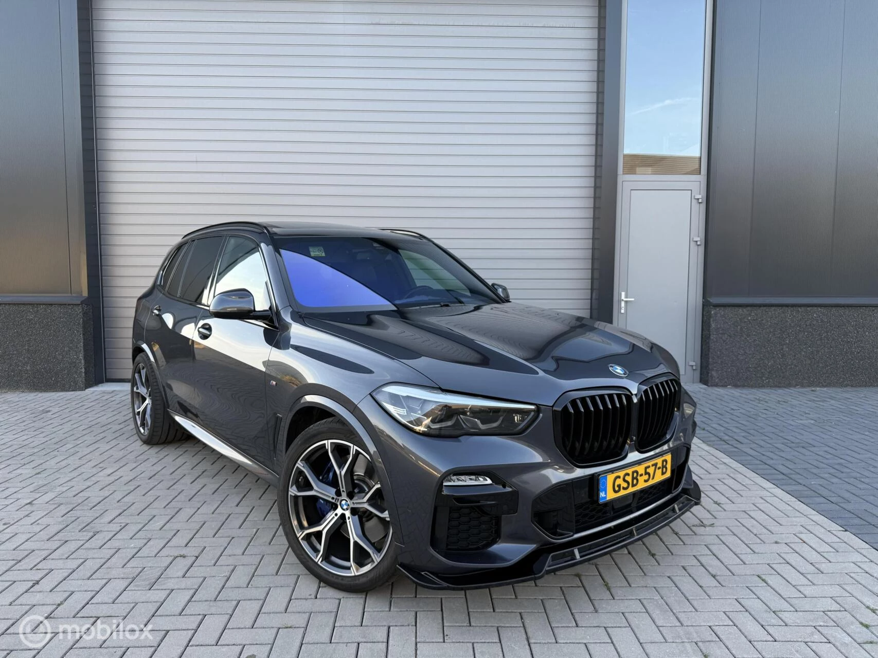 Hoofdafbeelding BMW X5