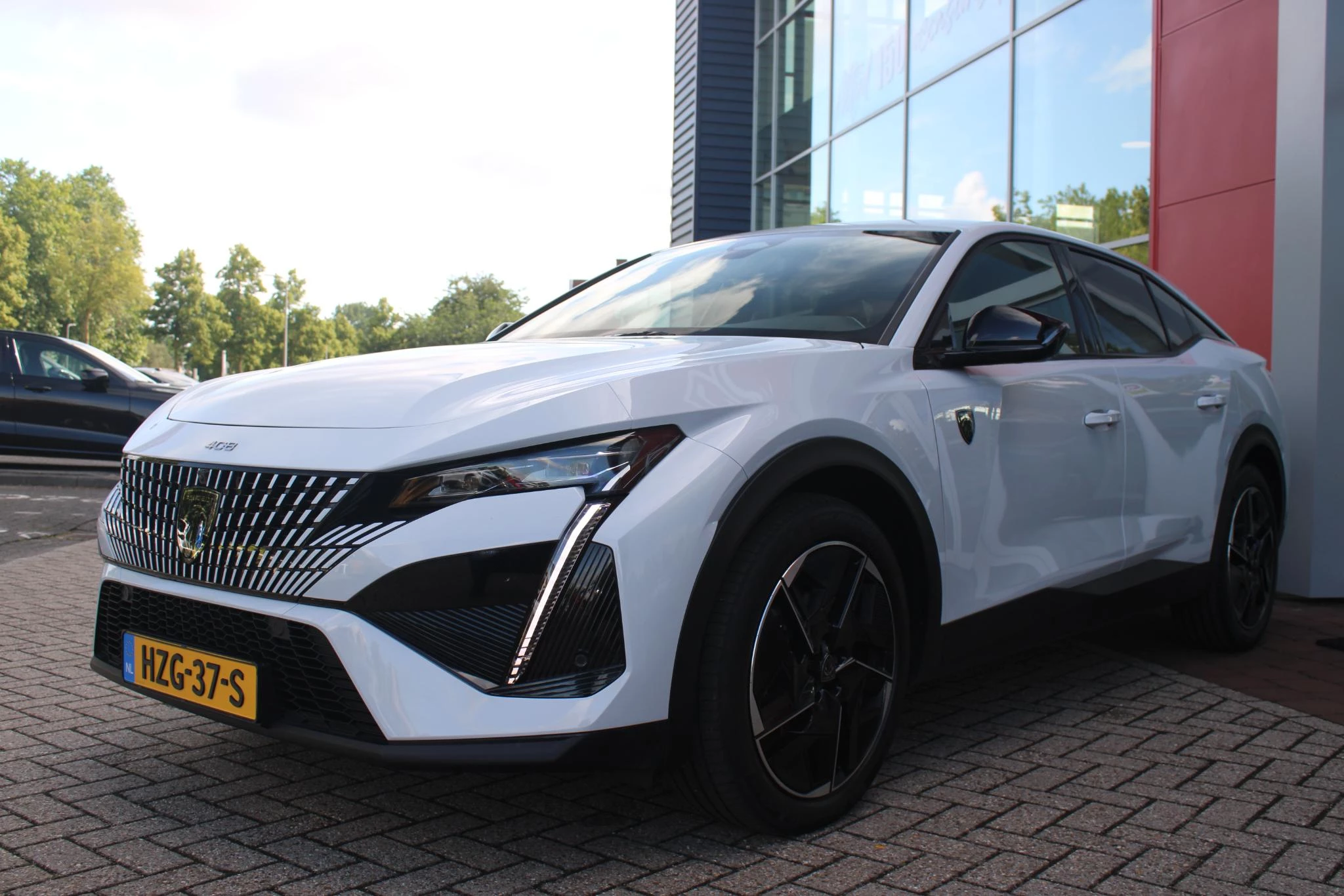 Hoofdafbeelding Peugeot 408