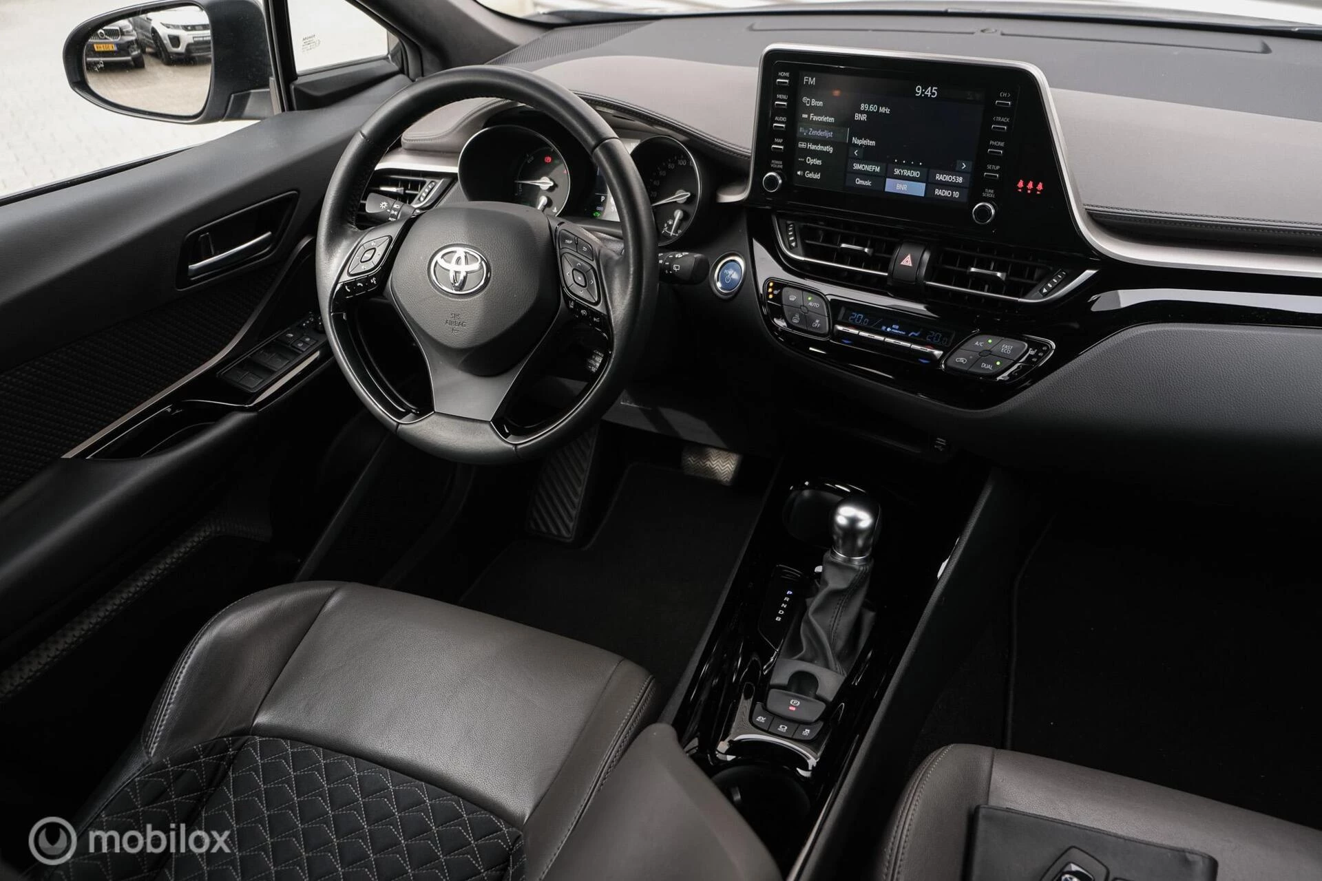 Hoofdafbeelding Toyota C-HR