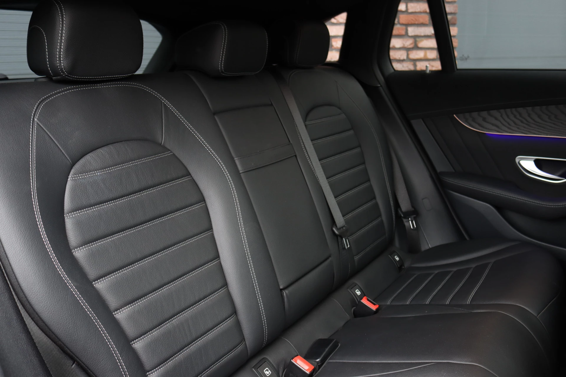 Hoofdafbeelding Mercedes-Benz EQC