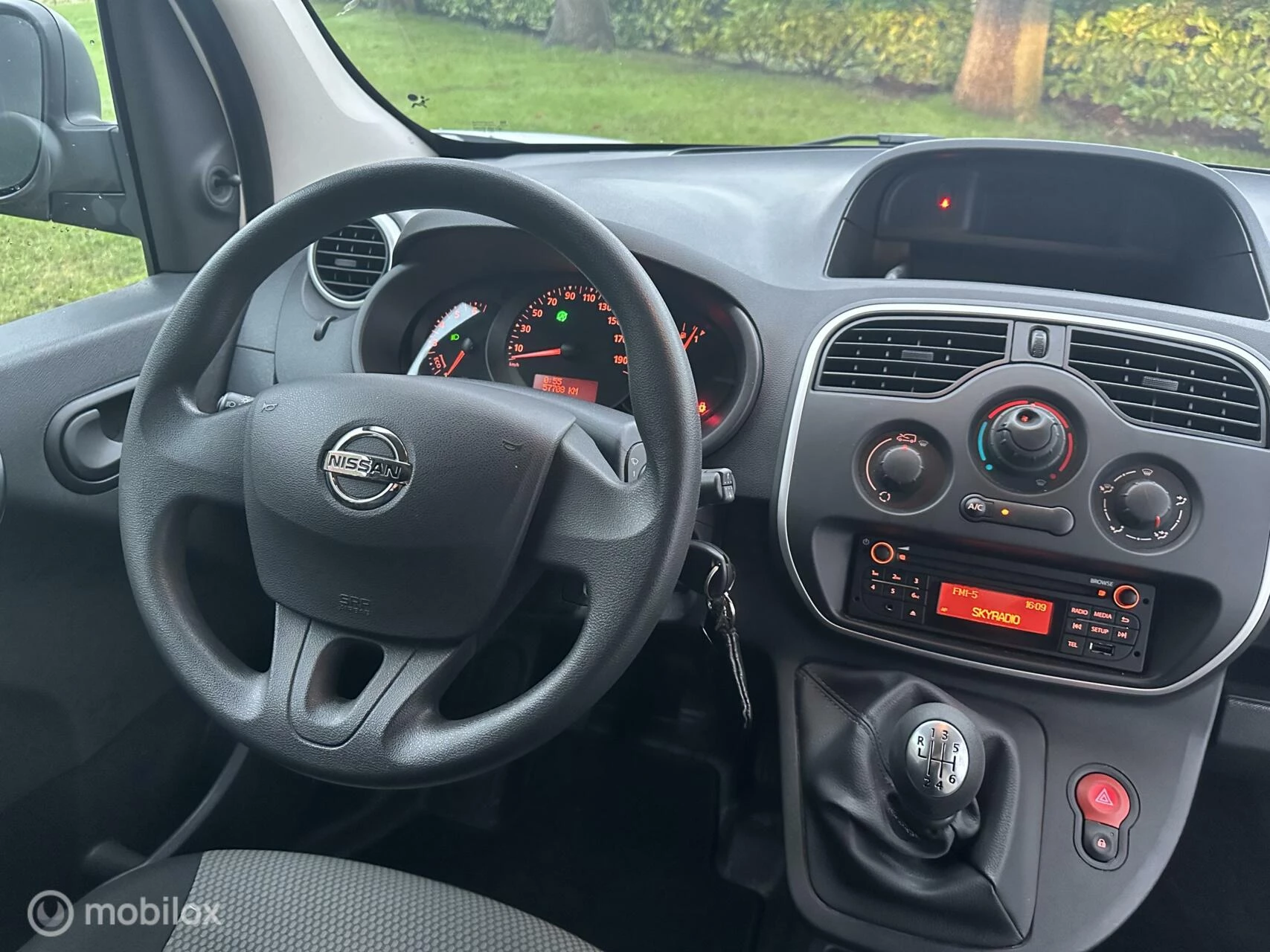 Hoofdafbeelding Nissan NV250