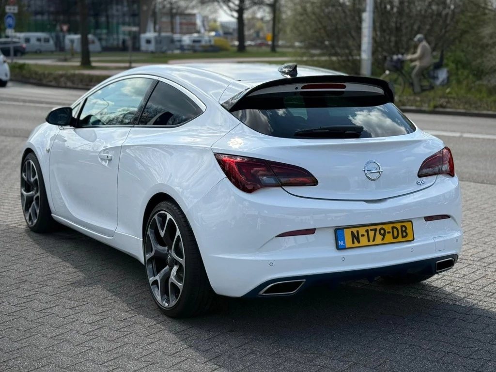 Hoofdafbeelding Opel Astra
