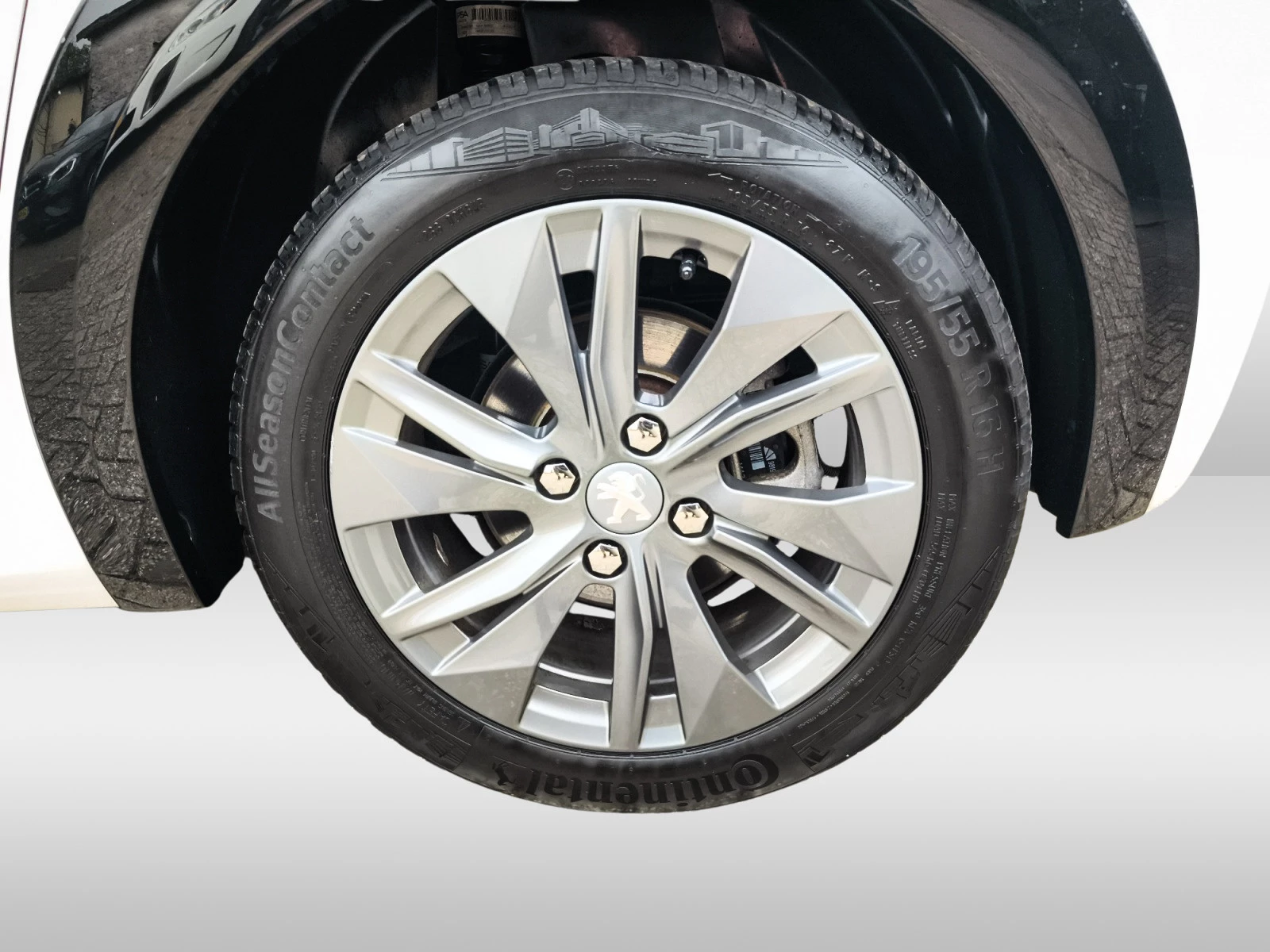 Hoofdafbeelding Peugeot e-208