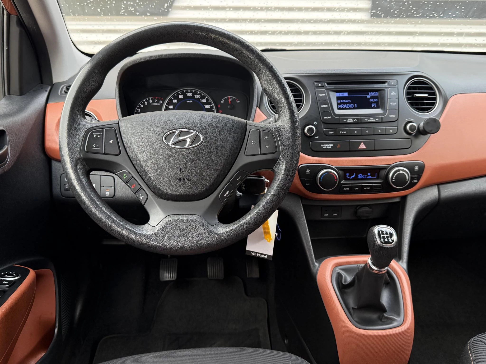 Hoofdafbeelding Hyundai i10