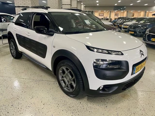 Citroën C4 Cactus 1.2 PURETECH SHINE / Panodak / Navi / Camera / Cruise / PDC