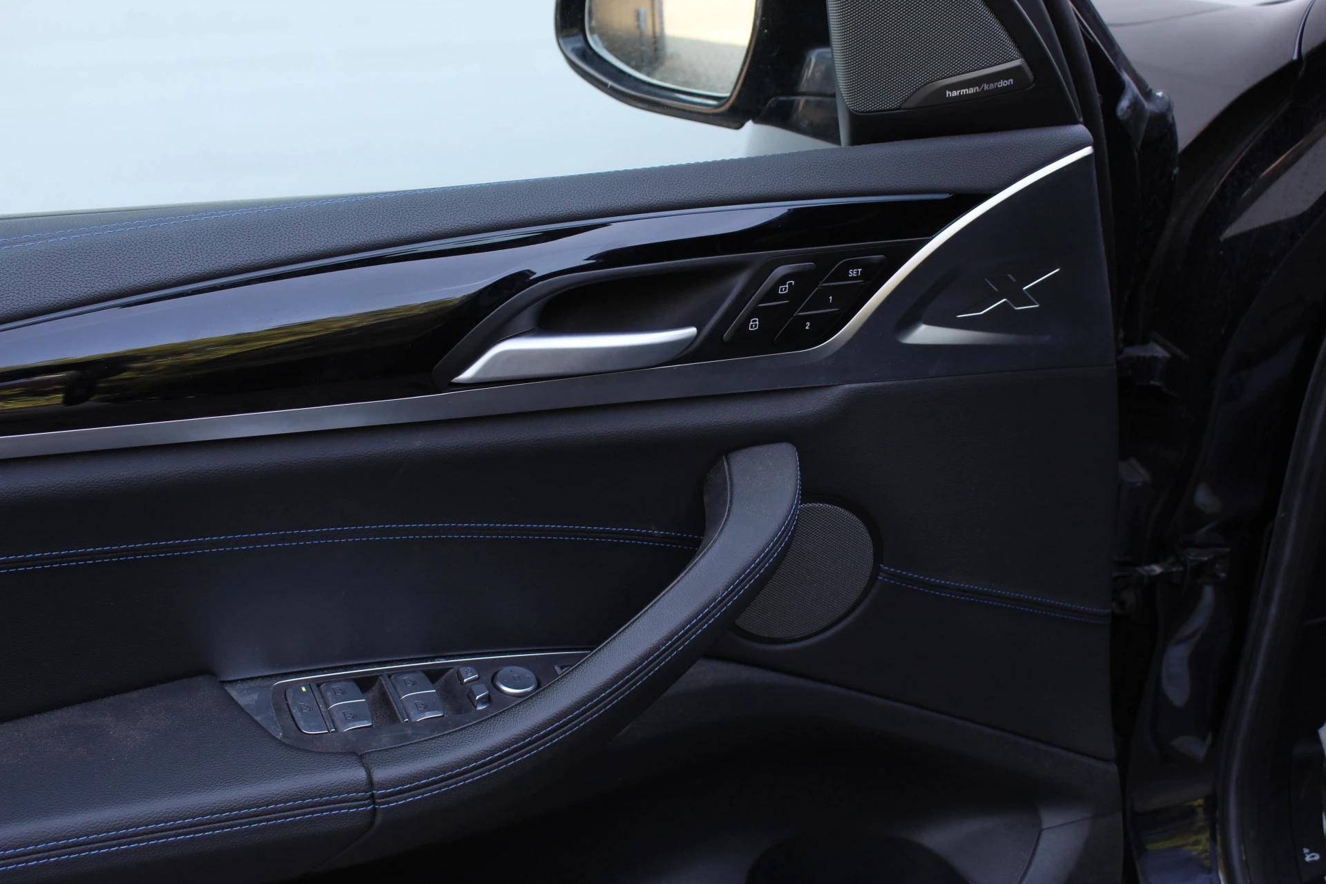 Hoofdafbeelding BMW iX3