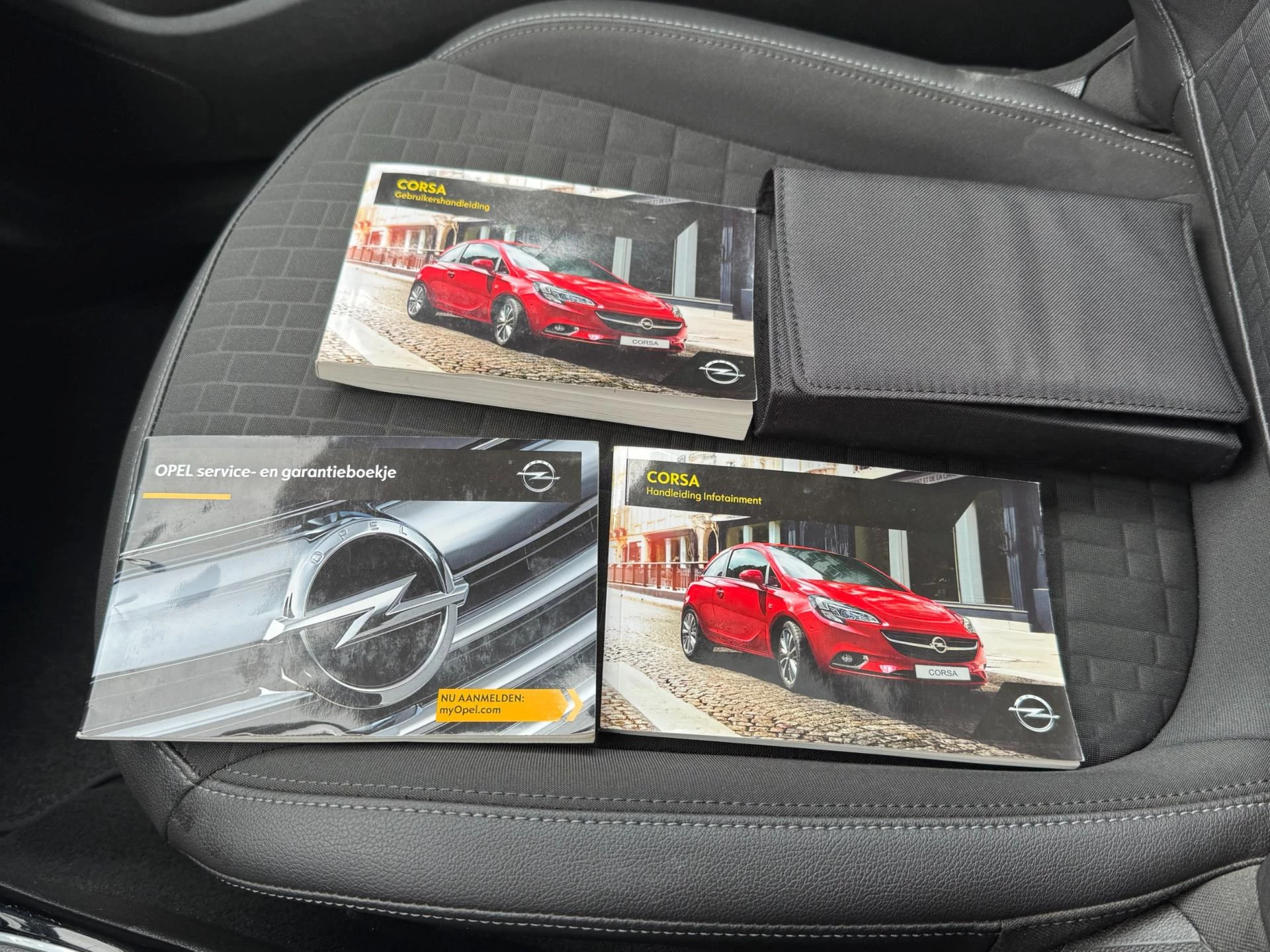 Hoofdafbeelding Opel Corsa
