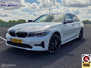 BMW 3-serie 330e High Executive M SPORT - PARELMOER WIT  AUTOMAAT - DRAADLOZE CARPLAY STOELVERWARMING -NIEUWE 19 INCH VELGEN MET BANDEN EXTRA SET BMW VELGEN+WINTERBANDEN