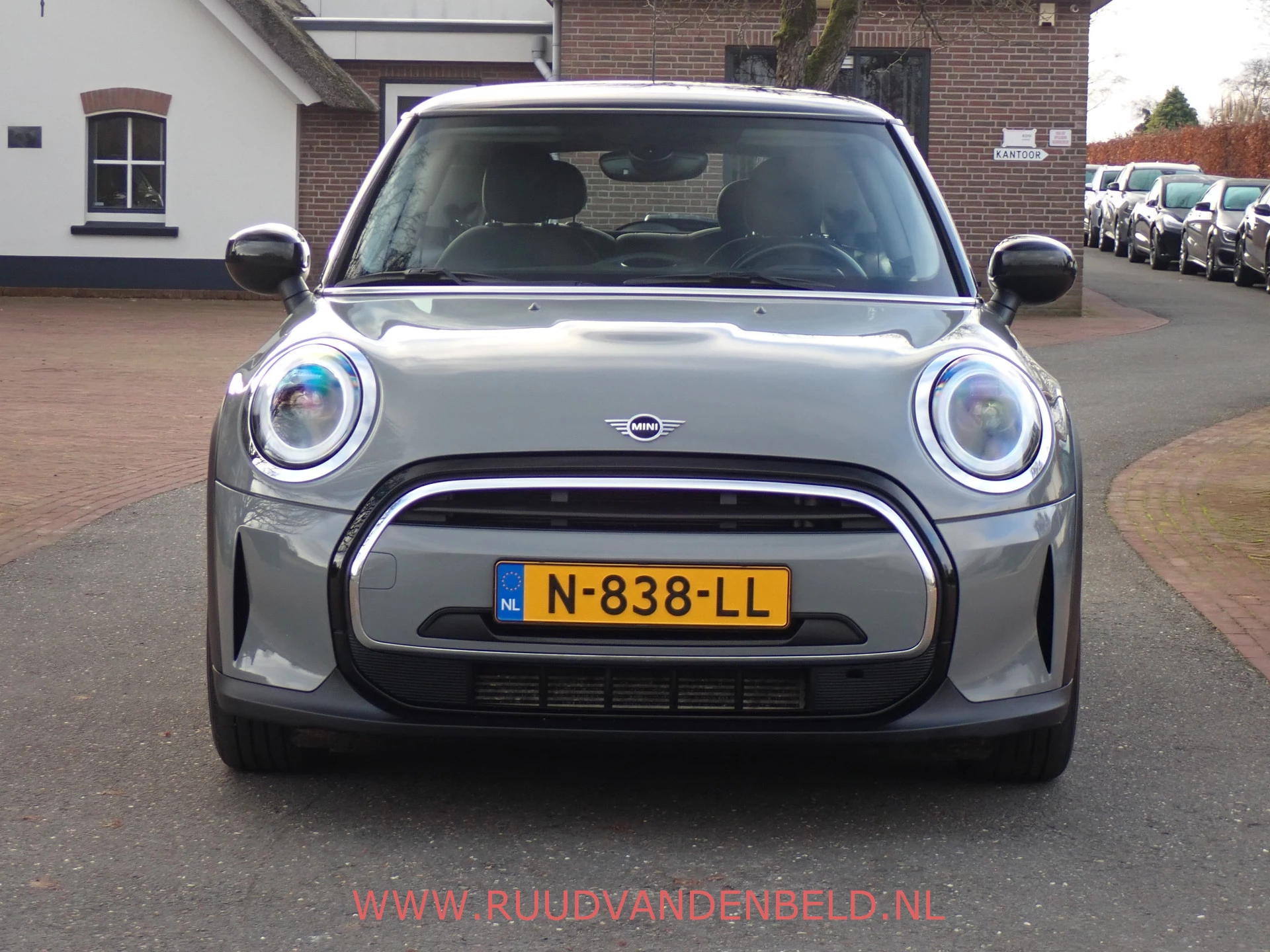 Hoofdafbeelding MINI One