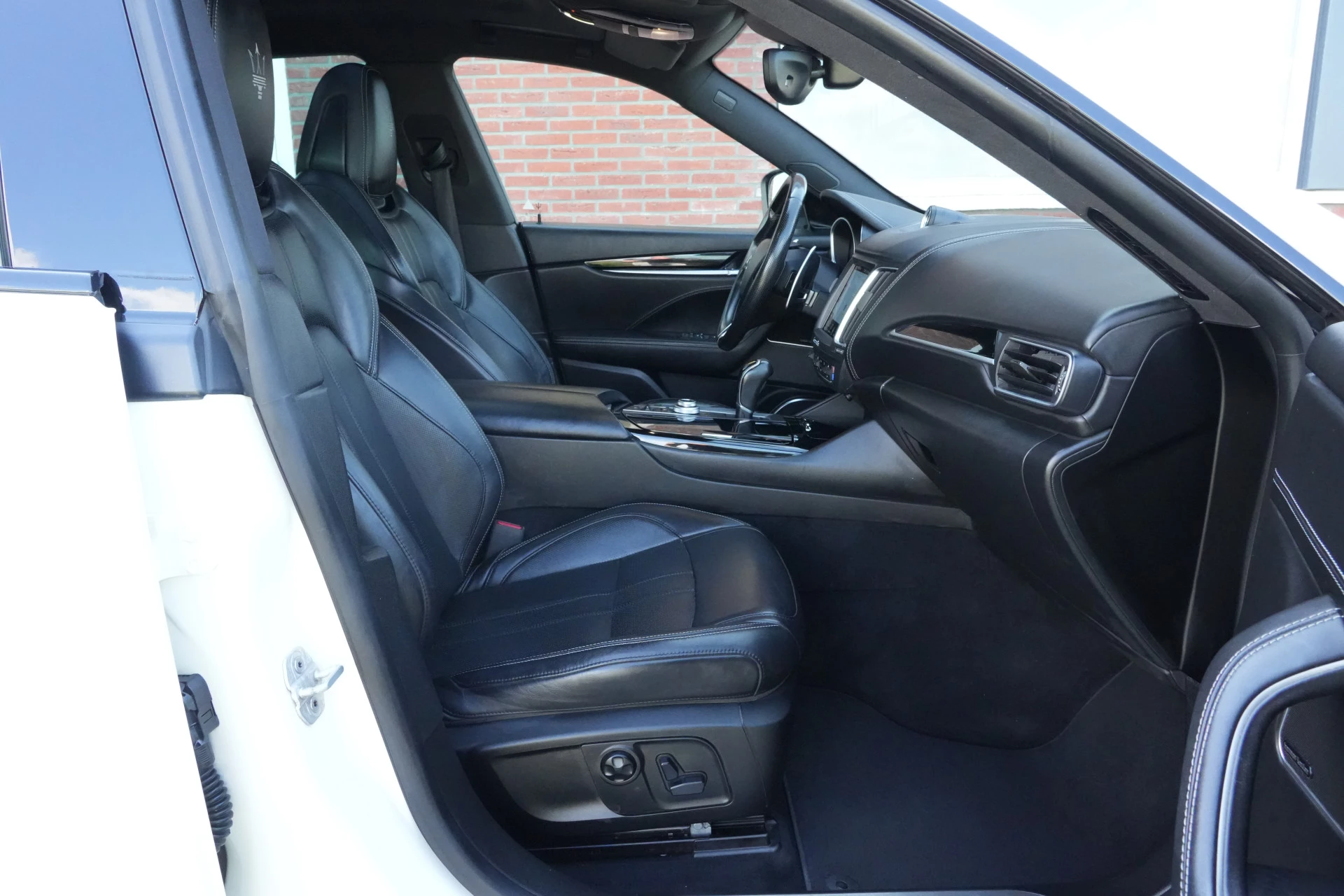 Hoofdafbeelding Maserati Levante