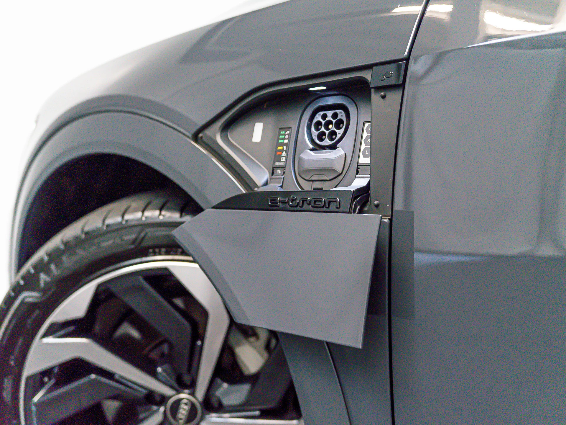 Hoofdafbeelding Audi Q8 Sportback e-tron