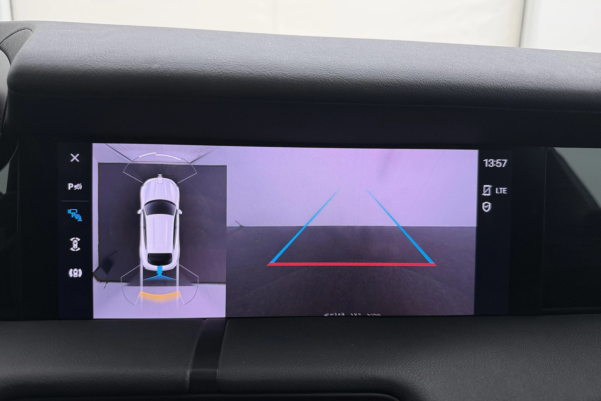 Hoofdafbeelding Porsche Taycan