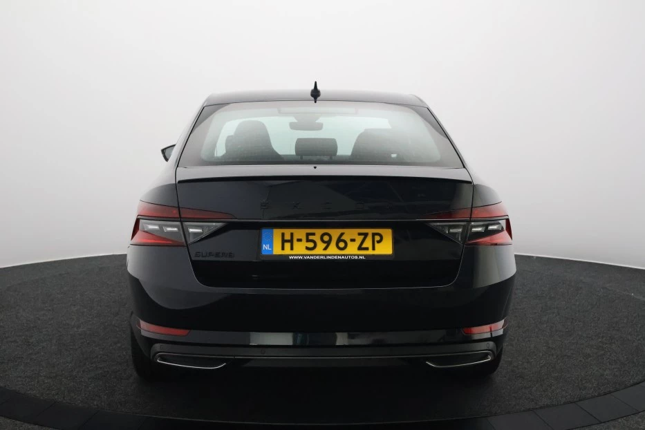 Hoofdafbeelding Škoda Superb