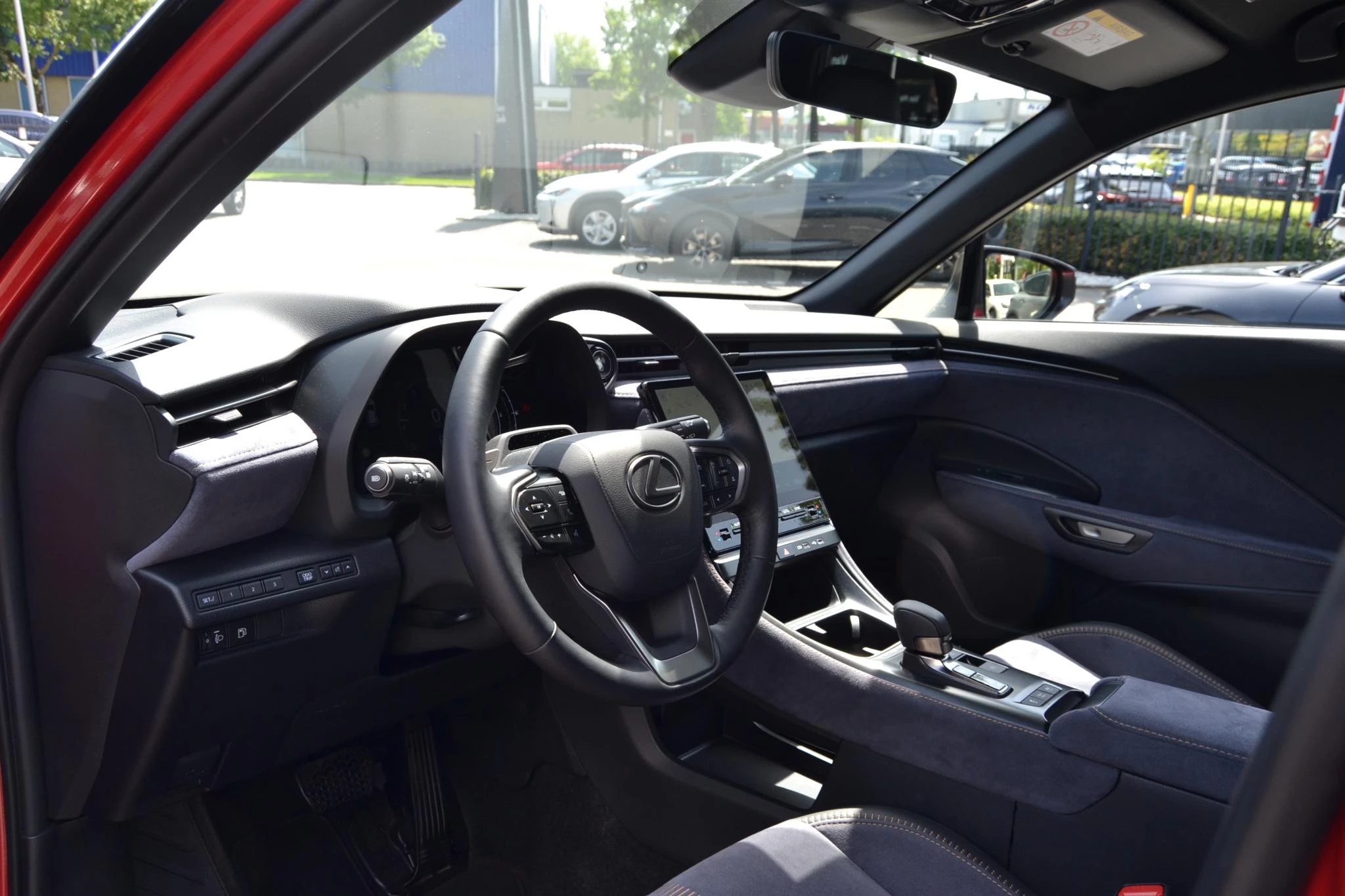 Hoofdafbeelding Lexus LBX