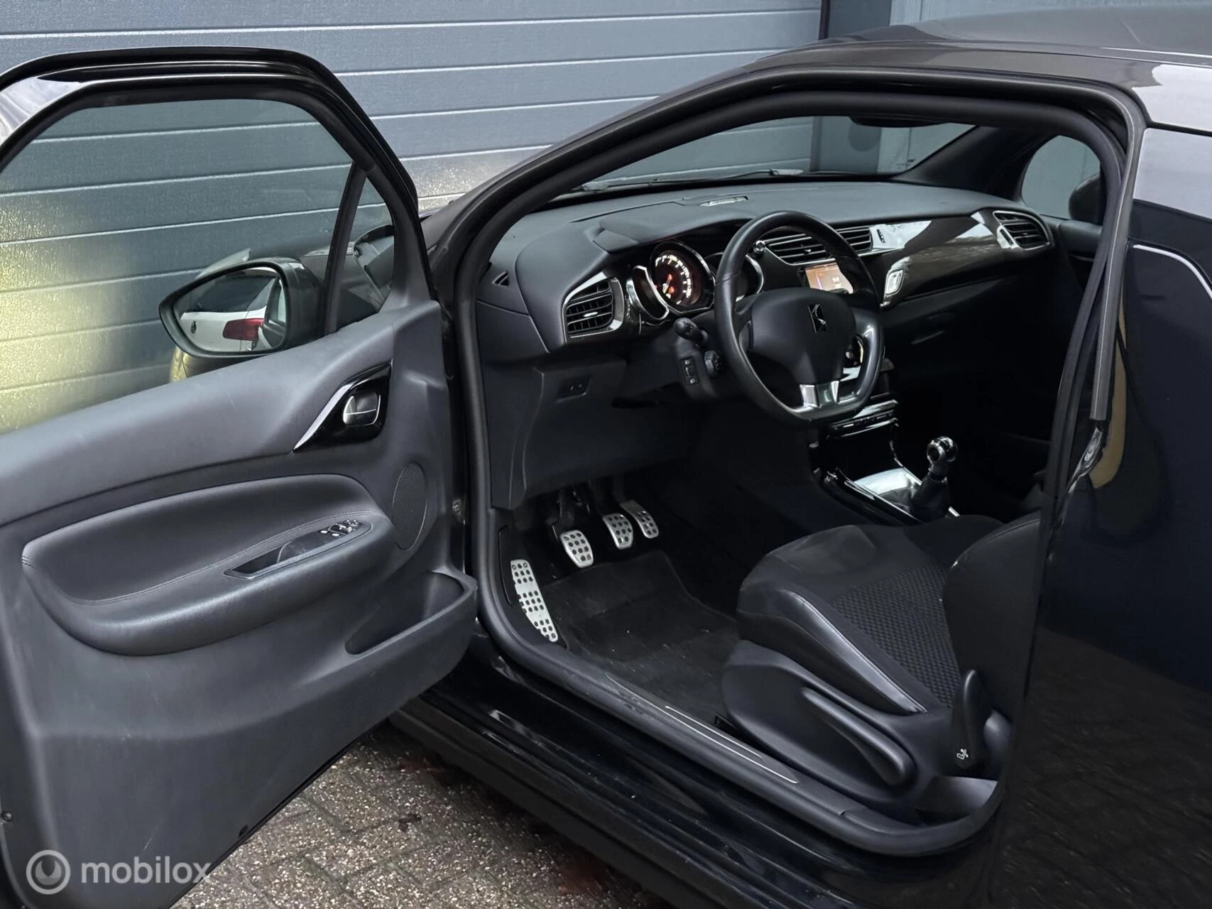 Hoofdafbeelding DS DS 3