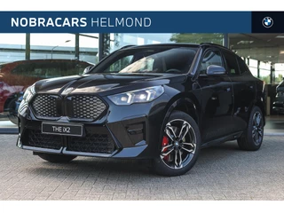 Hoofdafbeelding BMW iX2 BMW iX2 eDrive20 M Sport / Sportstoelen / Trekhaak / Achteruitrijcamera / M Adaptief onderstel / Adaptieve LED / Comfort Access / Harman-Kardon
