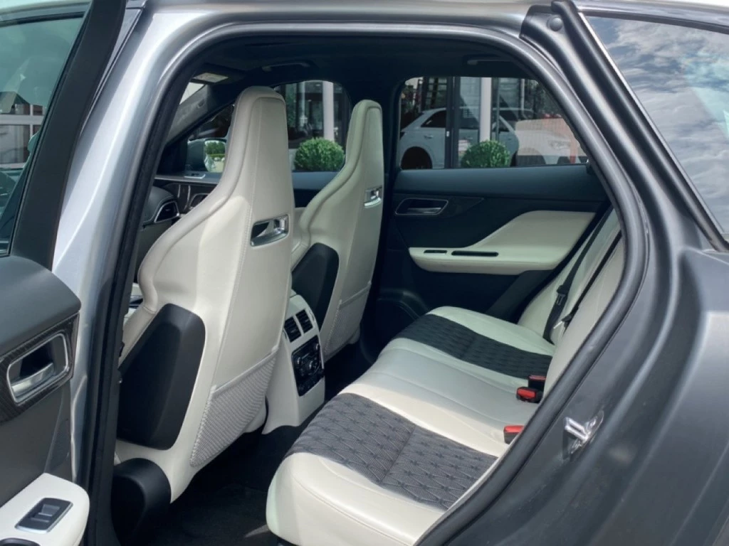 Hoofdafbeelding Jaguar F-PACE