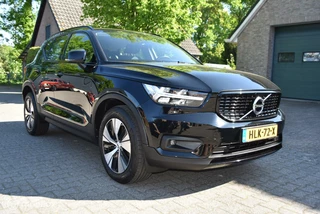 Volvo XC40 1.5 T5 Recharge Business Aut