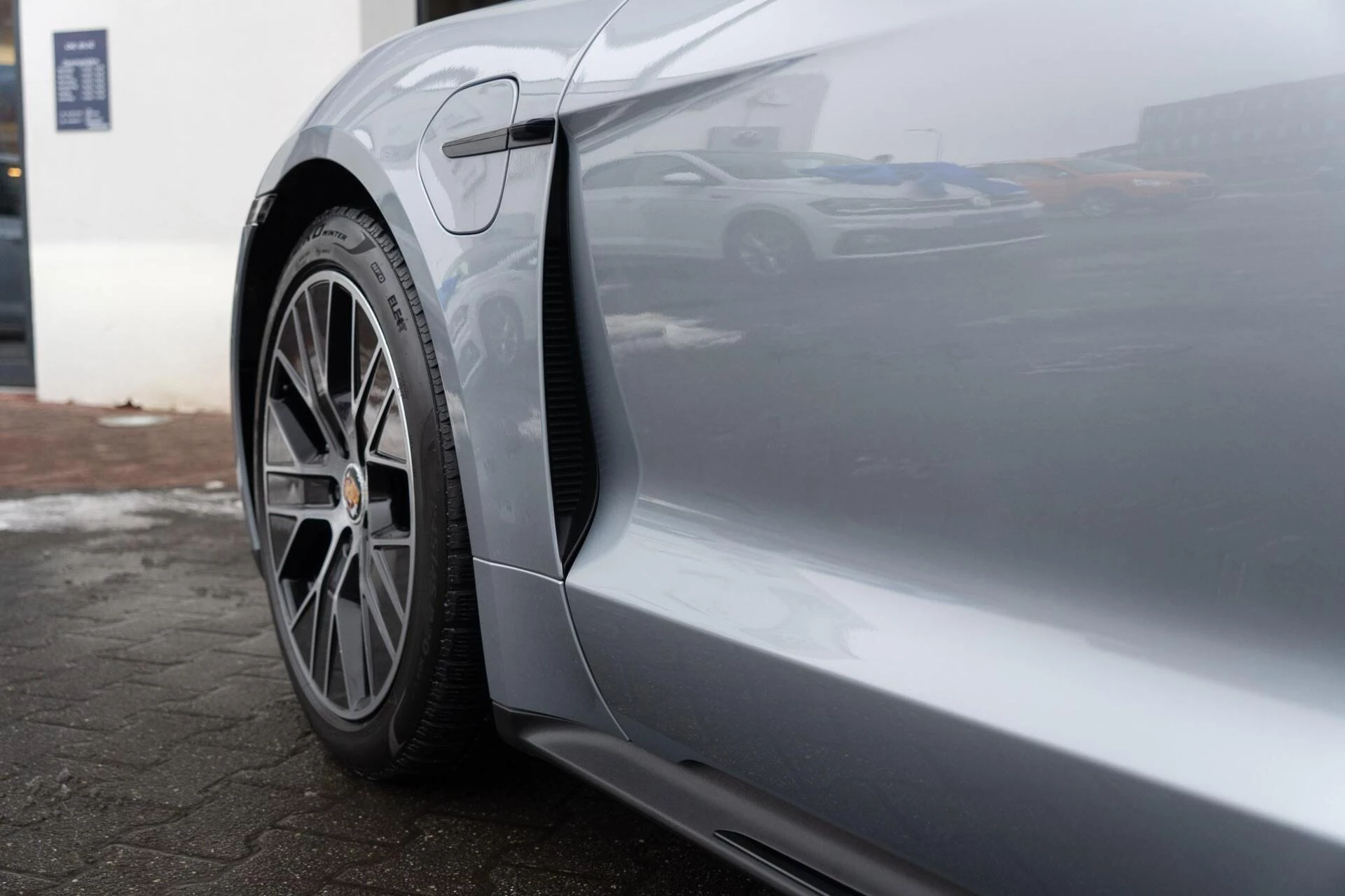 Hoofdafbeelding Porsche Taycan