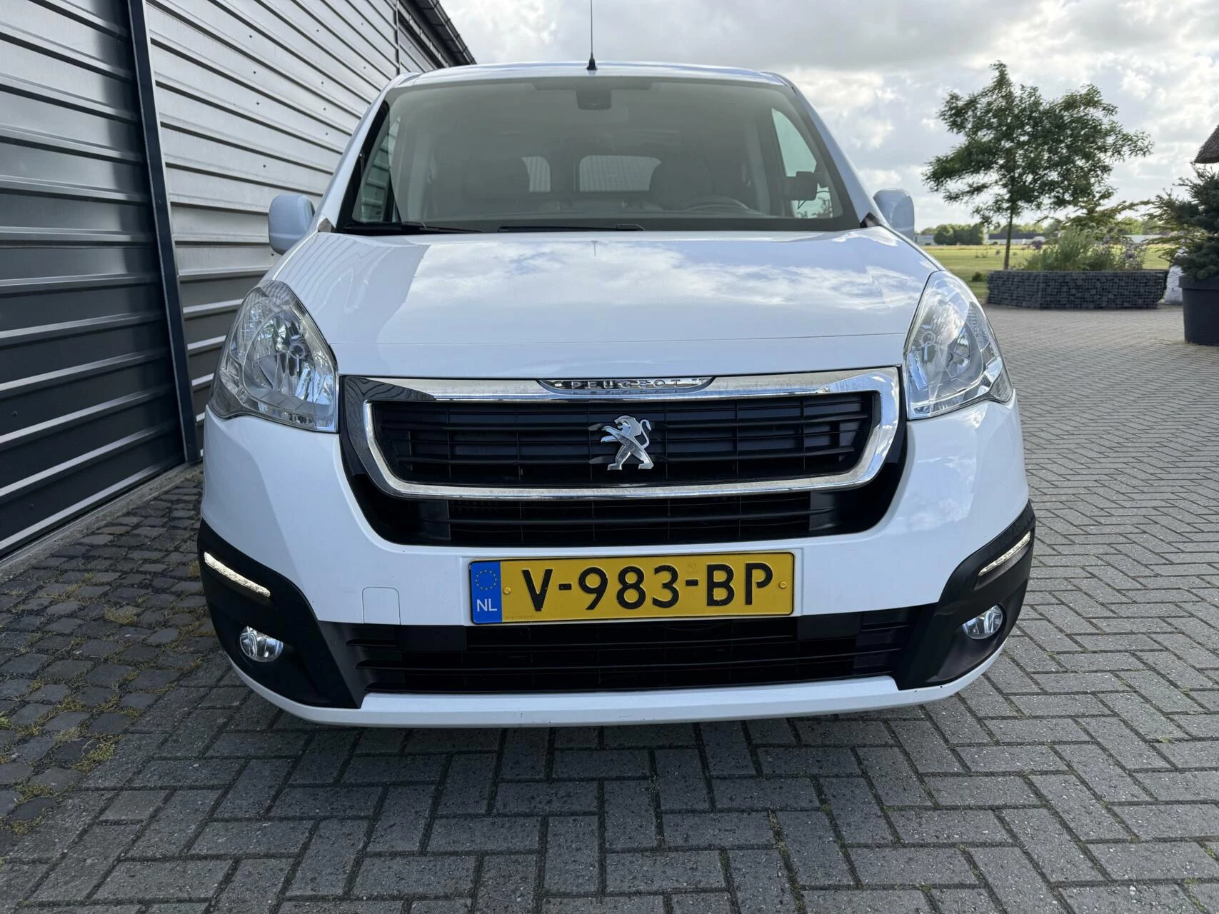 Hoofdafbeelding Peugeot Partner