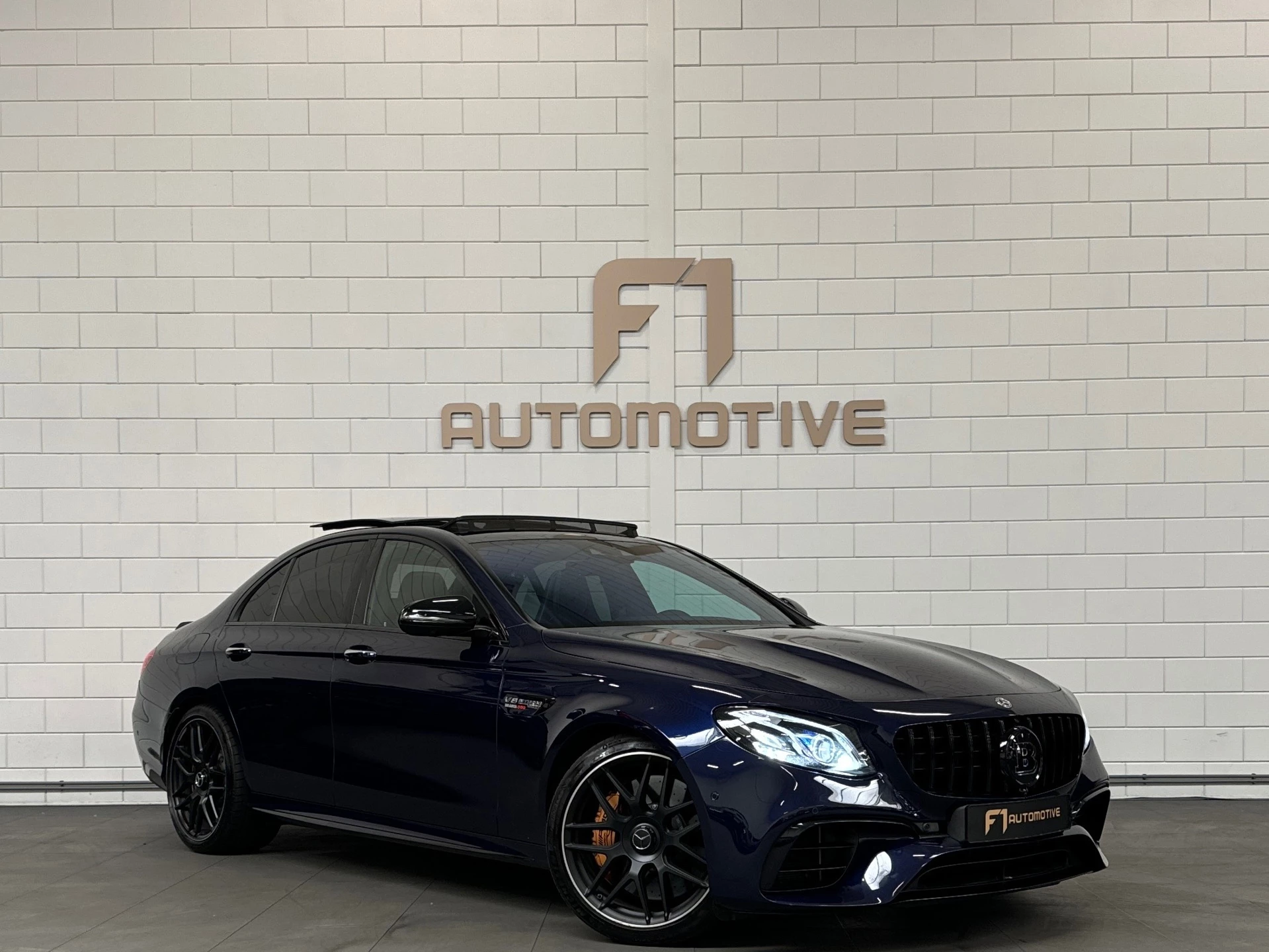 Hoofdafbeelding Mercedes-Benz E-Klasse
