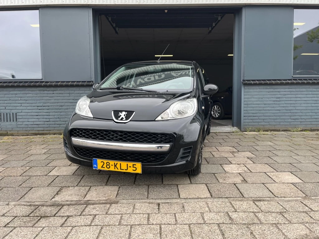 Hoofdafbeelding Peugeot 107