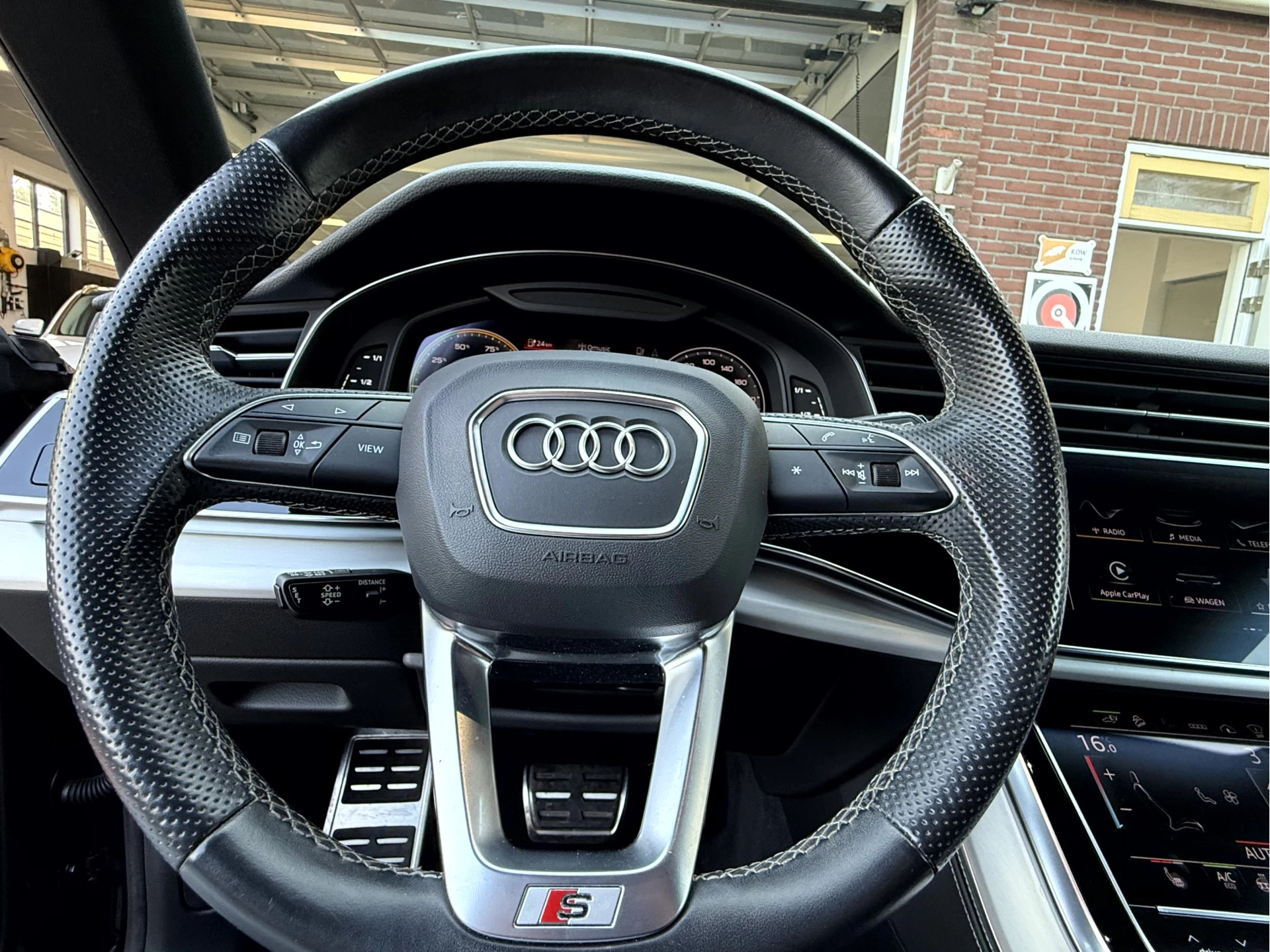 Hoofdafbeelding Audi Q8