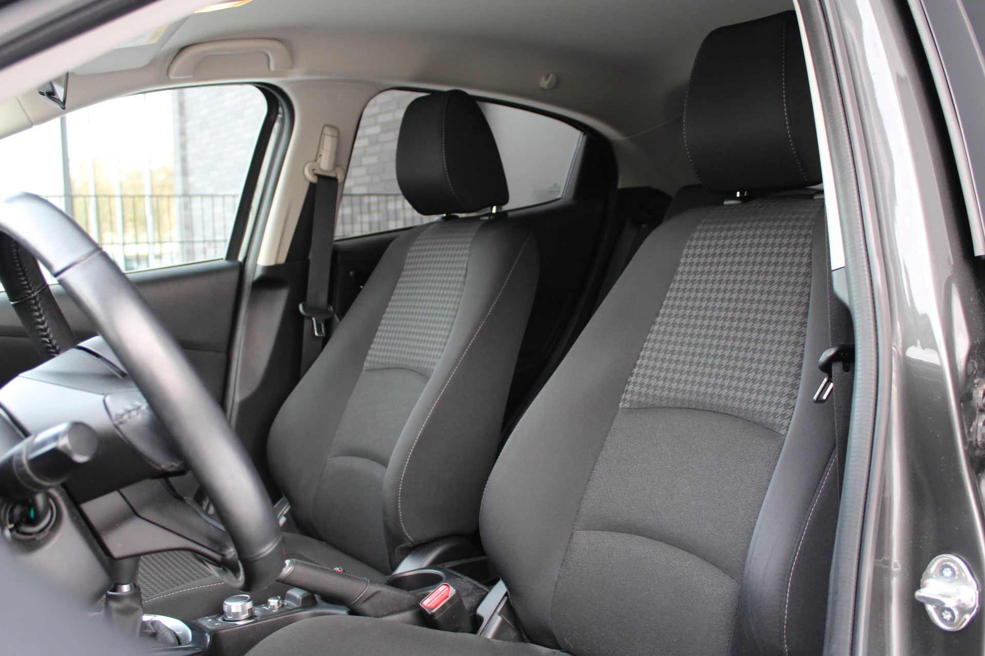 Hoofdafbeelding Mazda 2