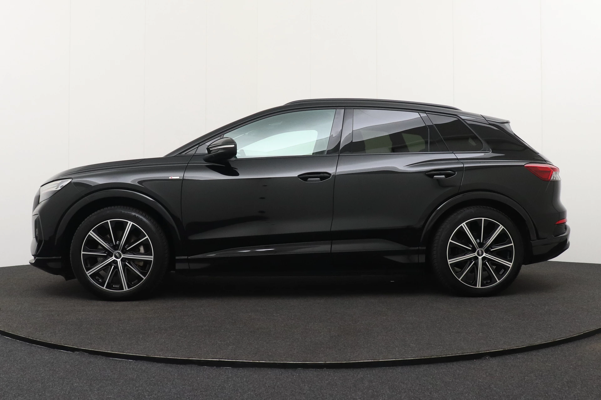 Hoofdafbeelding Audi Q4 e-tron