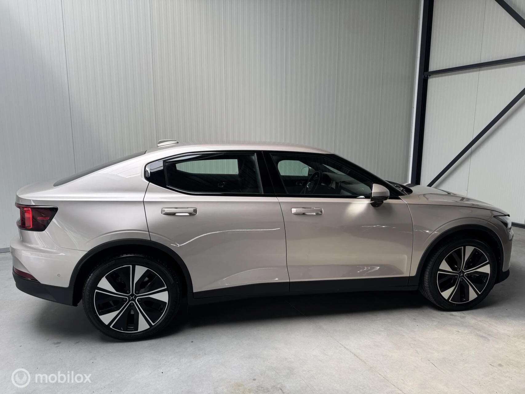 Hoofdafbeelding Polestar 2
