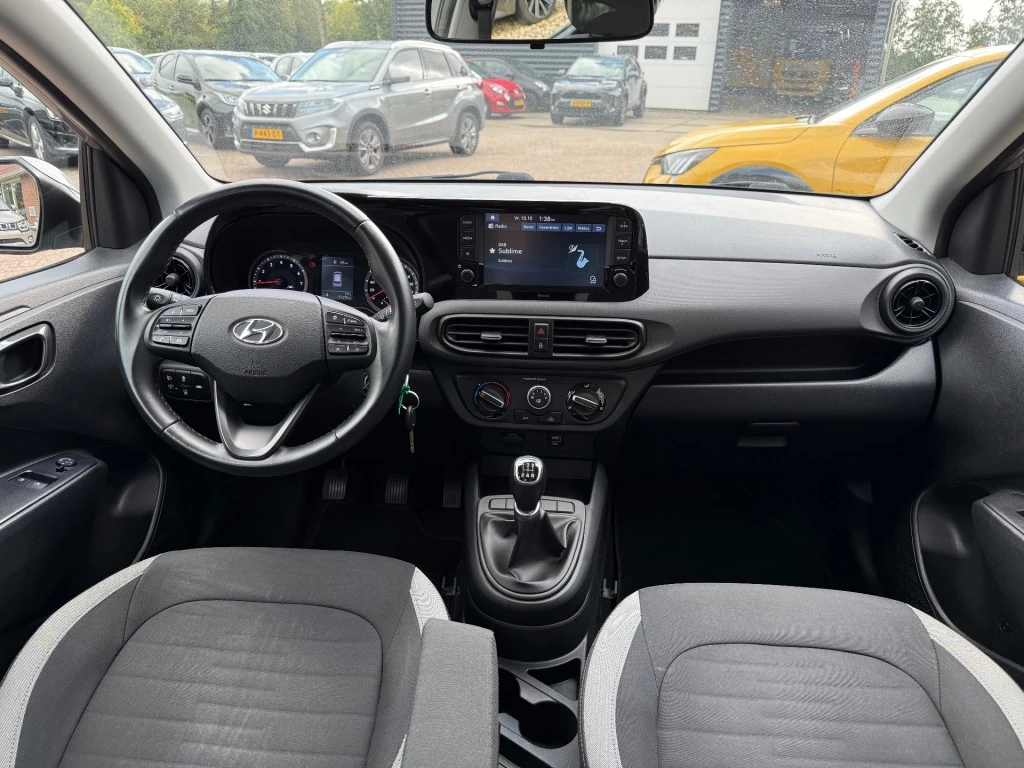 Hoofdafbeelding Hyundai i10